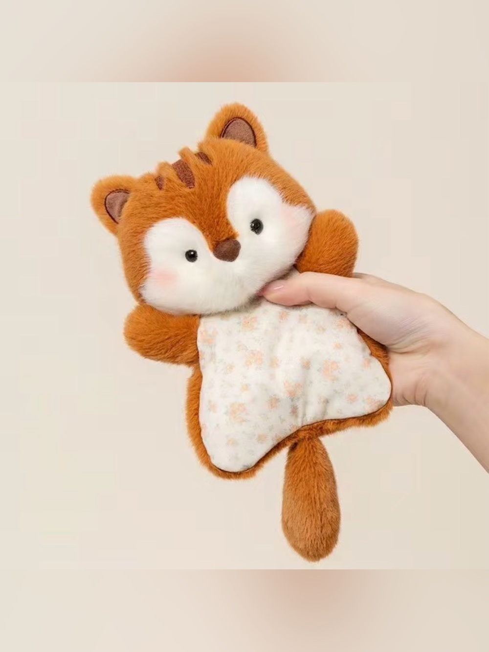 Cute Squirrel Bean Bag Plush – 6.3” Floral Outfit Stuffed Animal Keychain